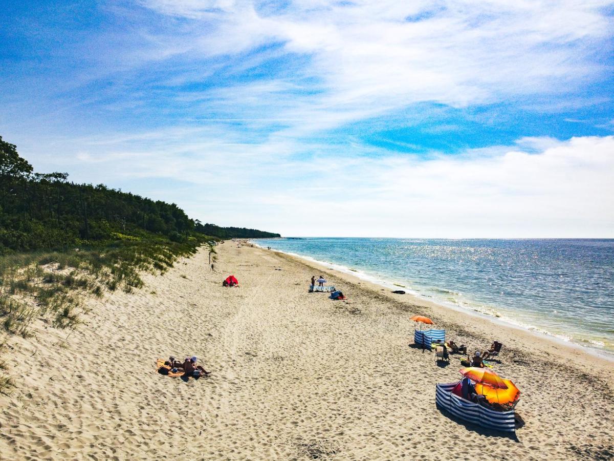 Domki Malibu Rusinowo  Buitenkant foto